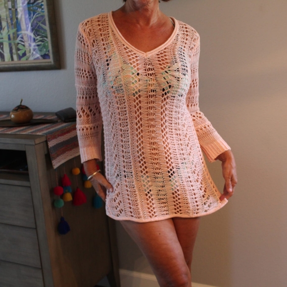 Tommy Bahama Loose Knit Sweater/Cover Up - Picture 9 of 9